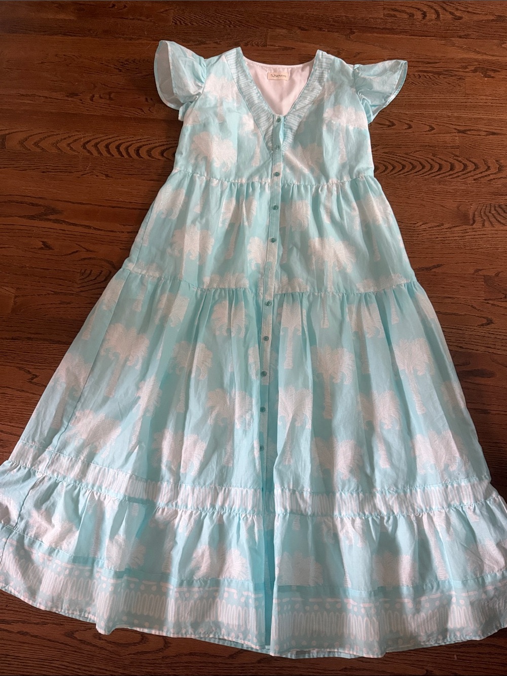 52seven Light Aqua Maxi Button-Front Tiered Dress with Flutter Sleeves Sz large